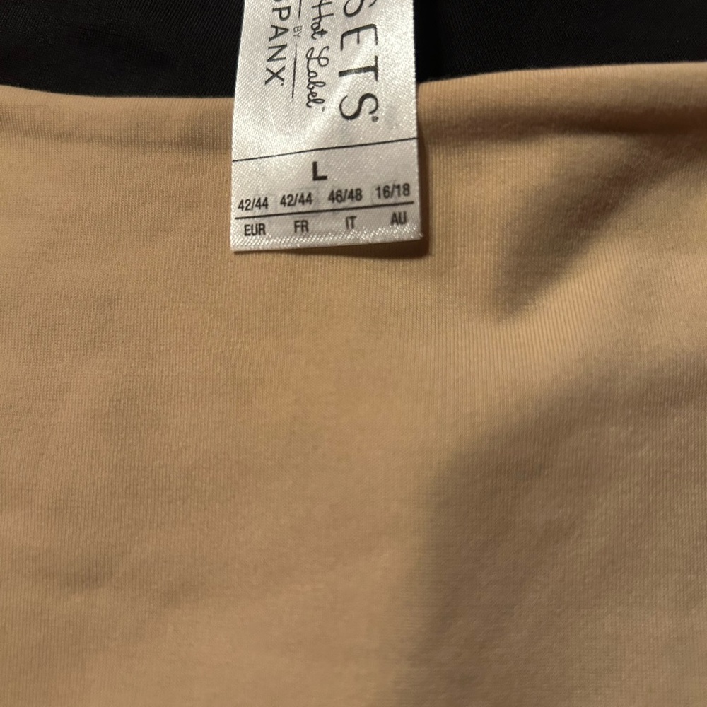 Assets By Spanx Women's Cream Shapewear - size L - Picture 2 of 3